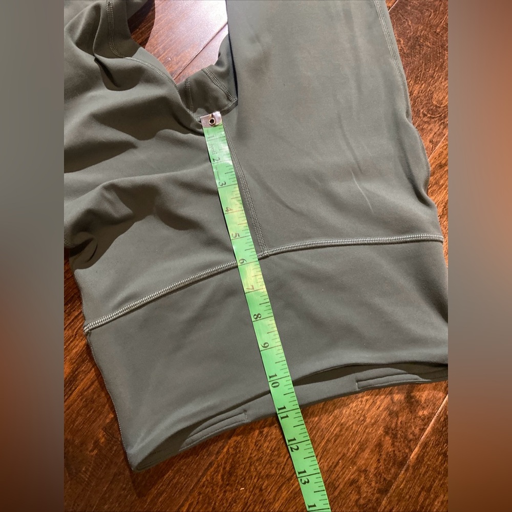 Lululemon Groove Super-High-Rise Flared Pant Nulu  Womens 4 Dark Forest - Picture 6 of 6